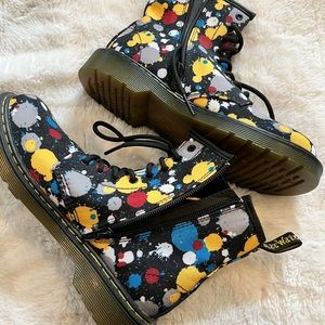 Dr. Martens Delaney Paint Splatter Boots youth size 4